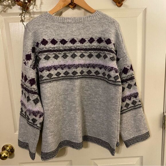 Time and Tru Gray and Purple Patterned Sweater - Picture 6 of 7